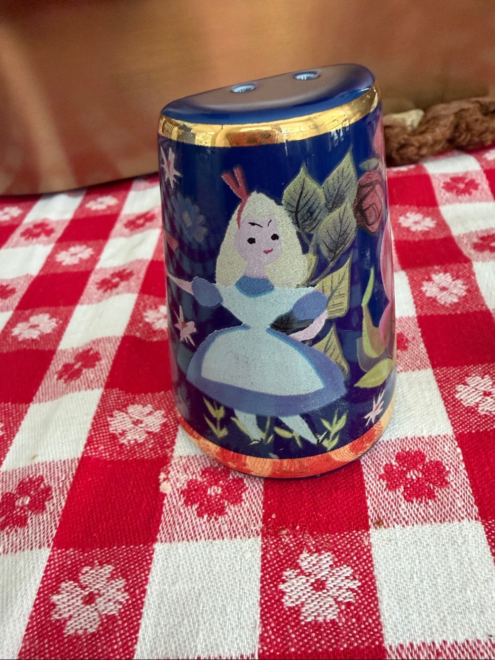 Disney’s 70 Alice in Wonderland Ceramic Salt & Pepper Shakers - Blue and Mint - Picture 7 of 12